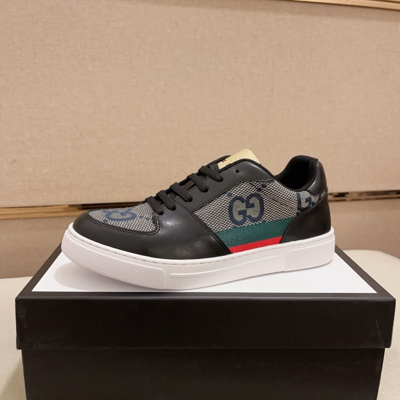 G*u*i casual shoes